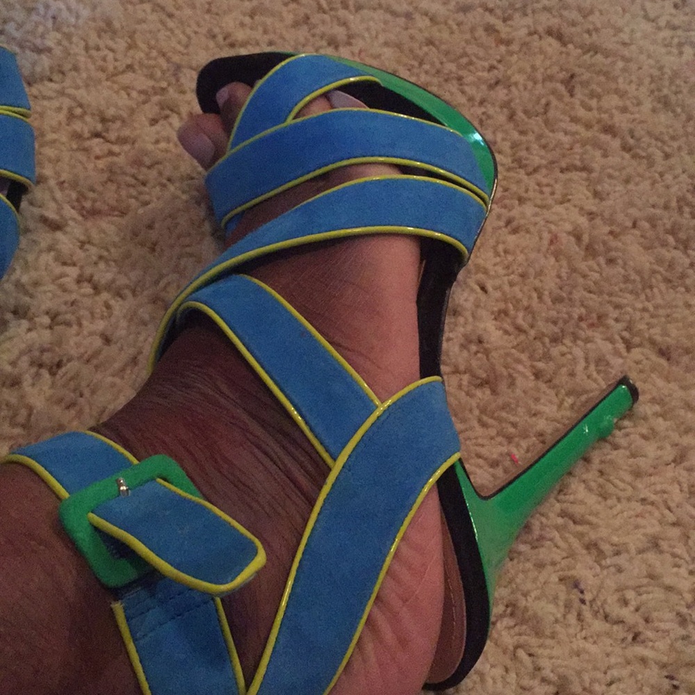 Jessica Simpson summer sandals.